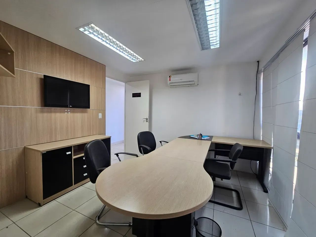 RC Aluga Sala Comercial Mobiliada com 3 Salas e Garagem na BR-230 entre João Pessoa e Cabe - Foto 2