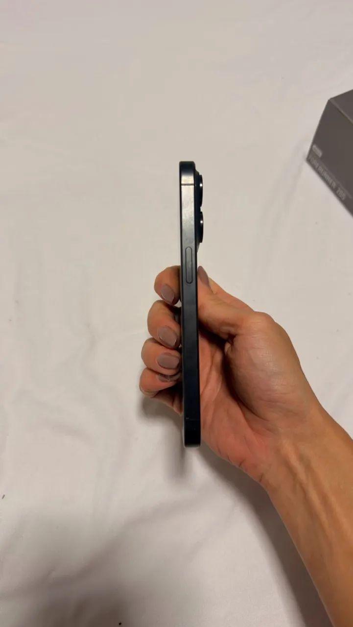 iPhone 15 pro 1tb bateria 92% - Foto 5