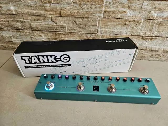 TANK G estado de zero com caixa