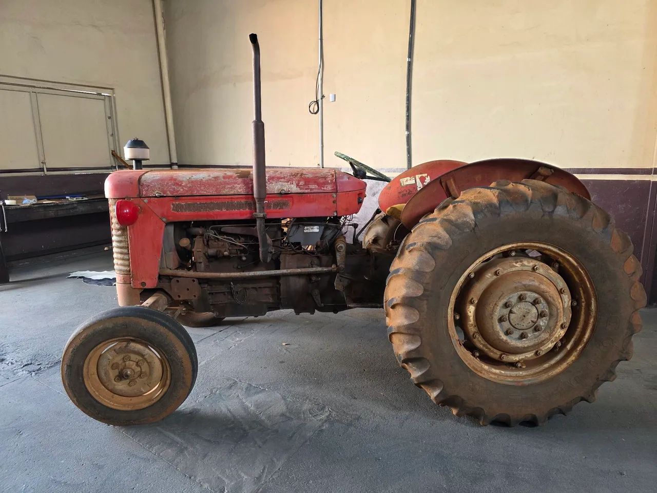 TRATOR MASSEY FERGUSON 65X  - Foto 3
