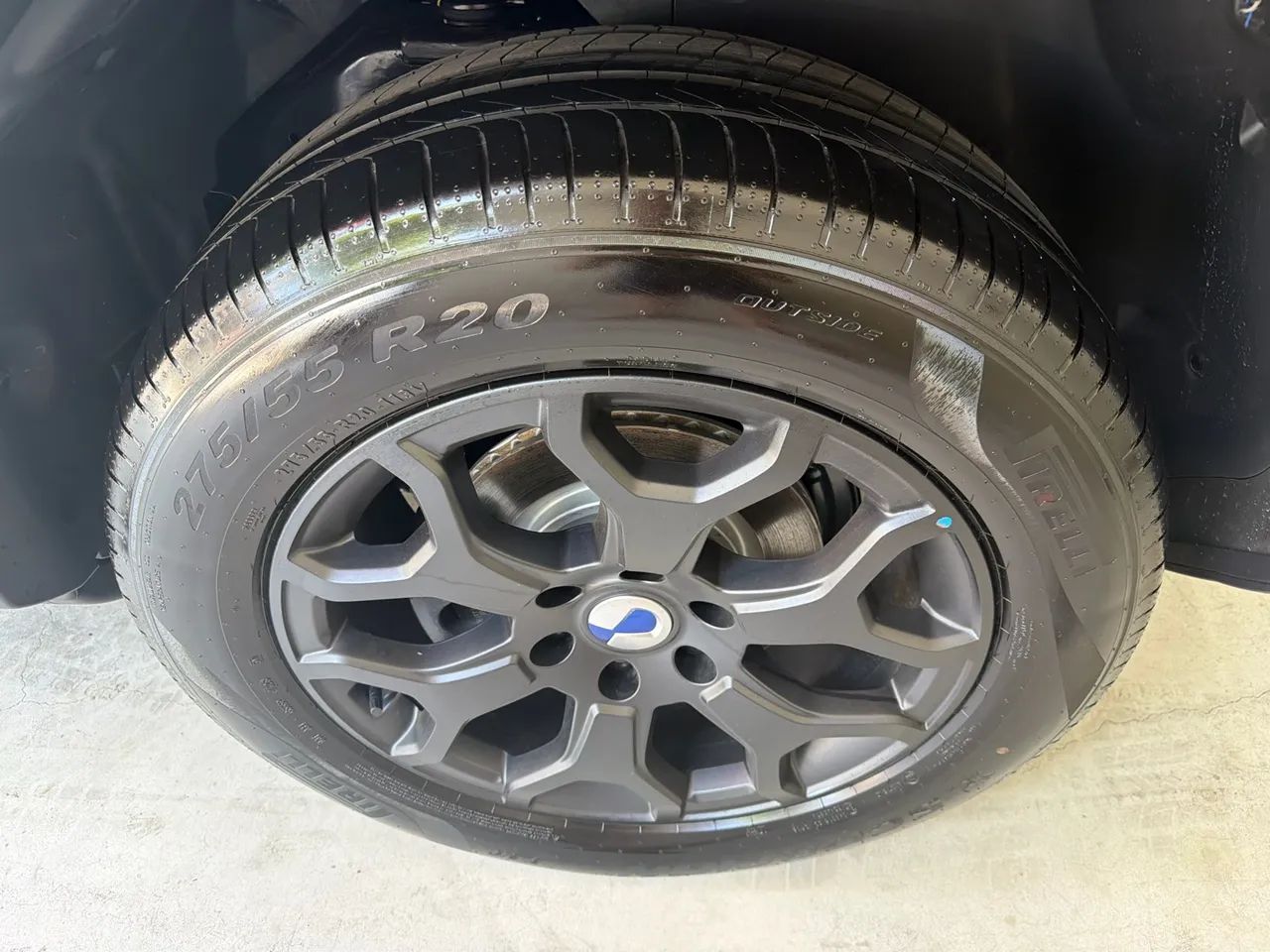 Denza B5 4WD, foto 17 de 18