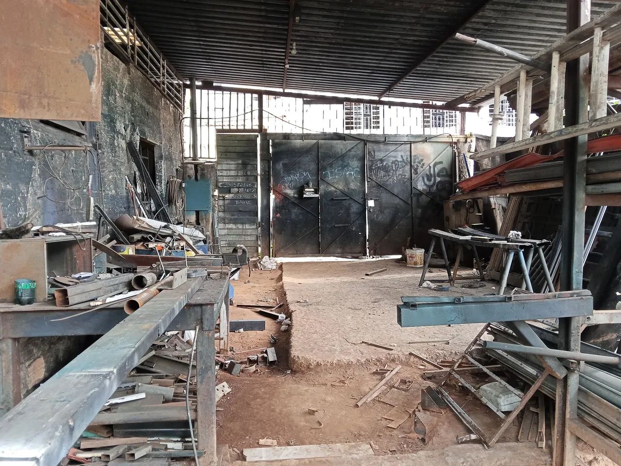 Lote e serralheria  - Foto 4