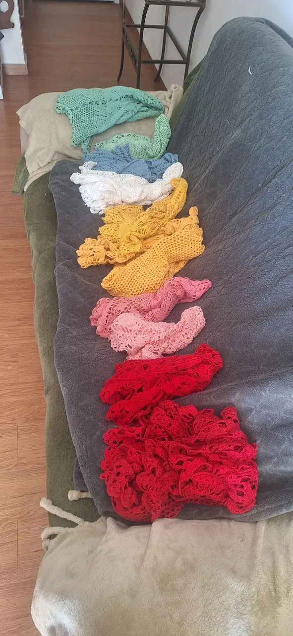 Kit com 10 toalhas de mesa em croche 