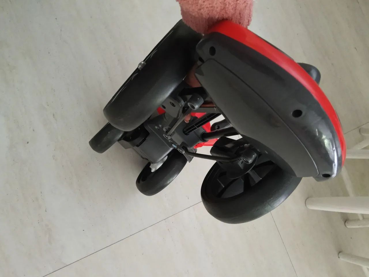 Carrinho Kraft - com controle  - Foto 4