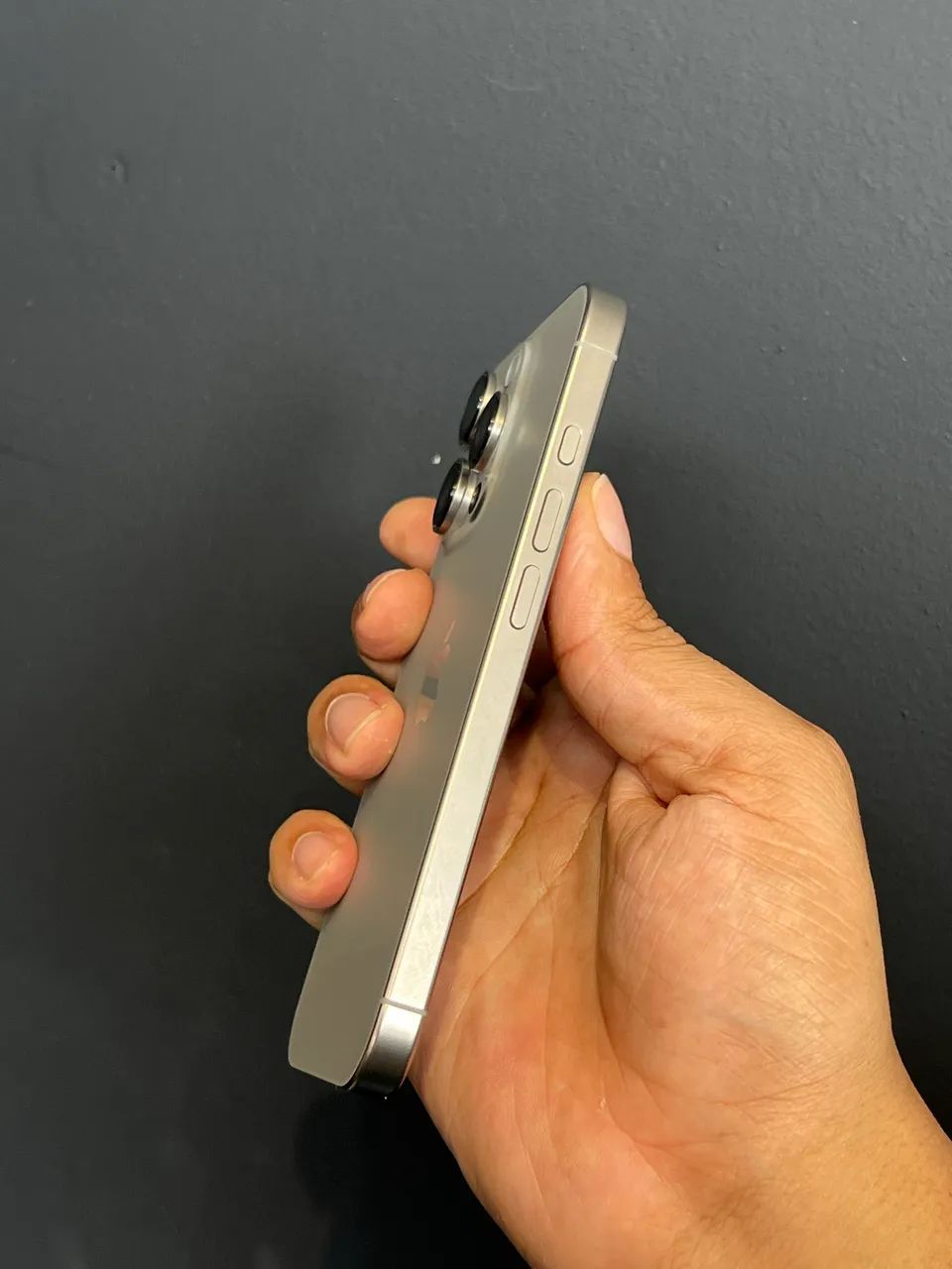 iPhone 16 pro 128gb - Foto 2