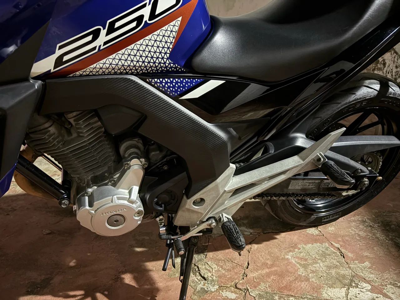 CB Twister 2022 - Foto 4