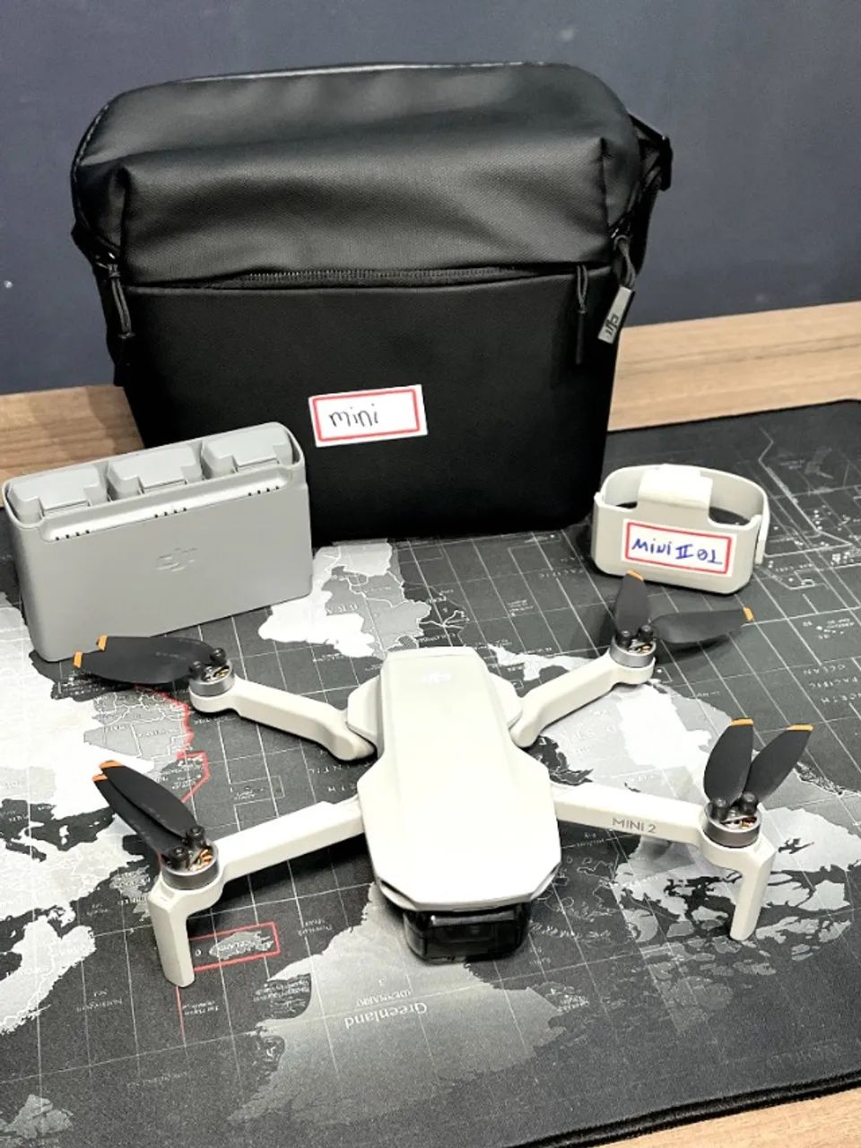 Semi Novo Drone DJI Mini 2 Fly More Combo Com Câmera 4k - Foto 6