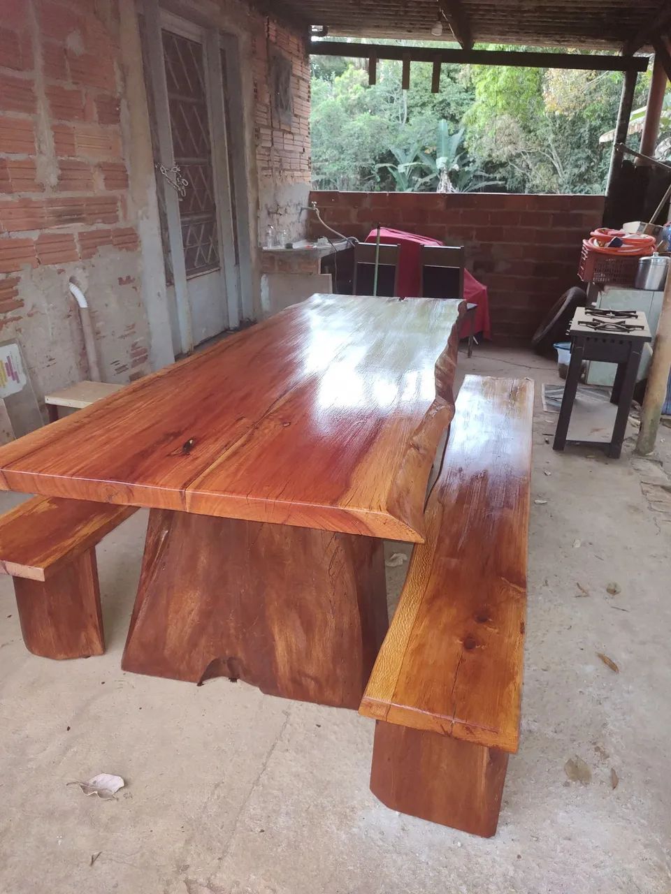 Mesa em madeira 