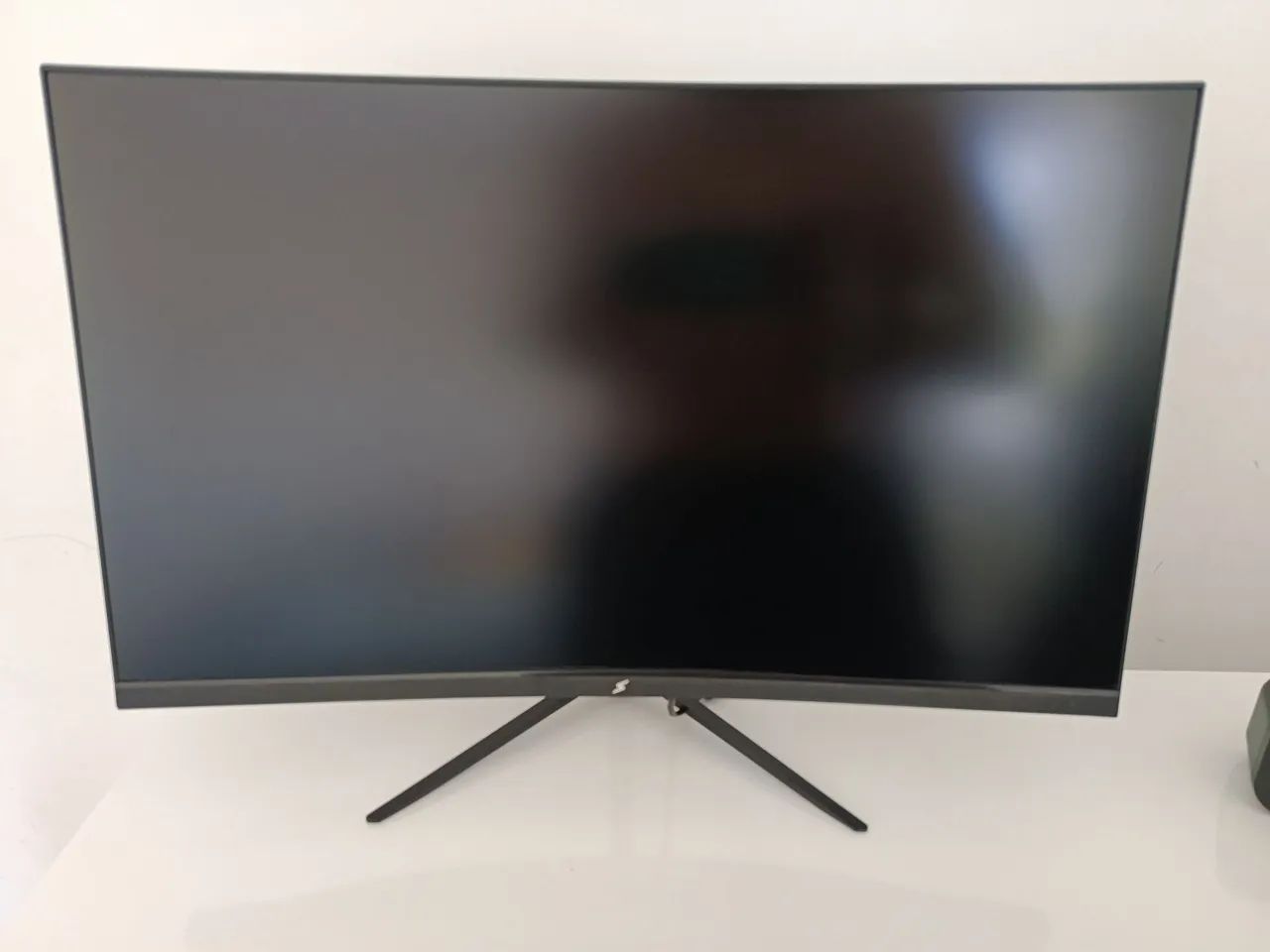 Monitor Curvo