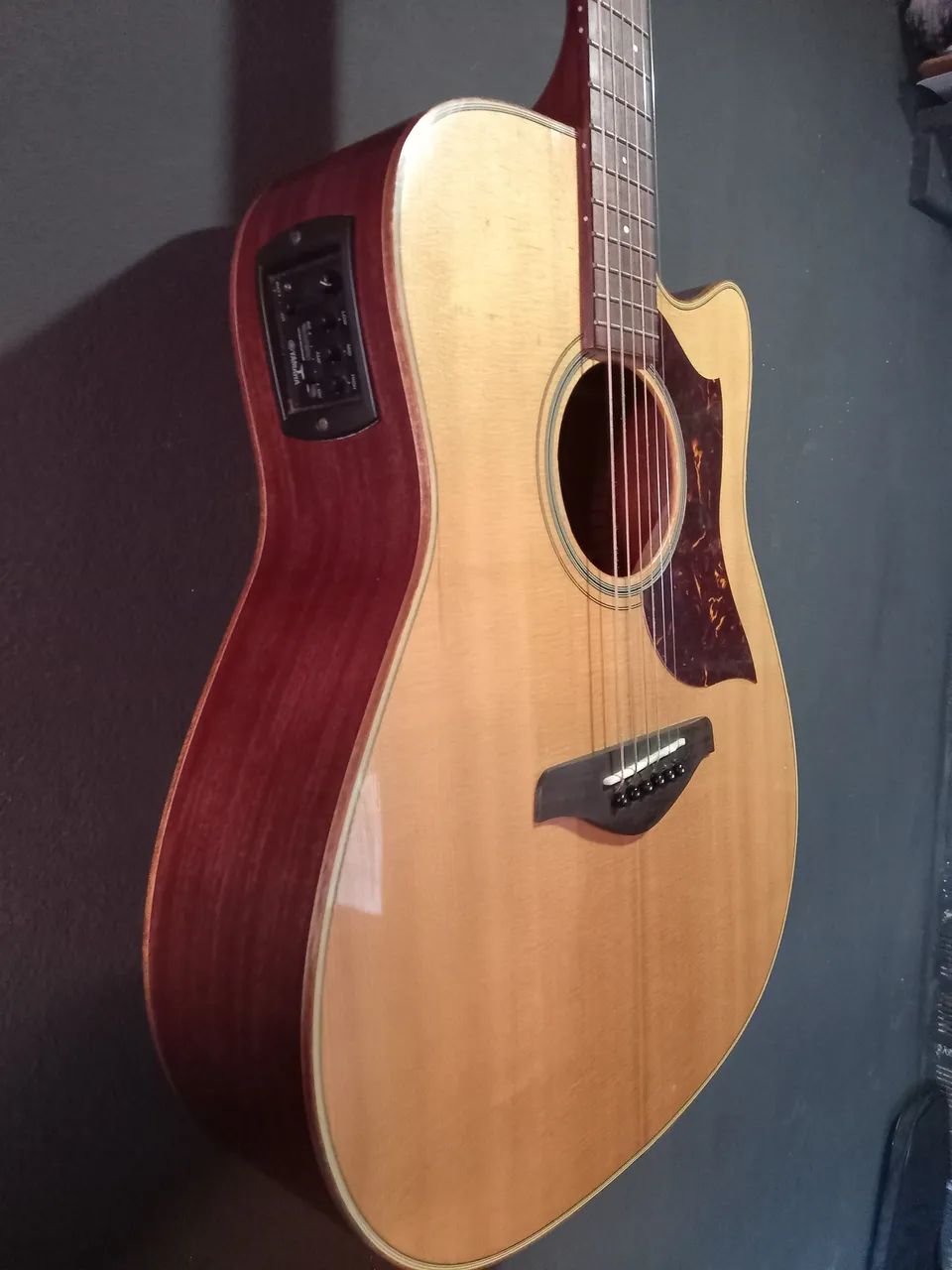 Violão yamaha AC1m