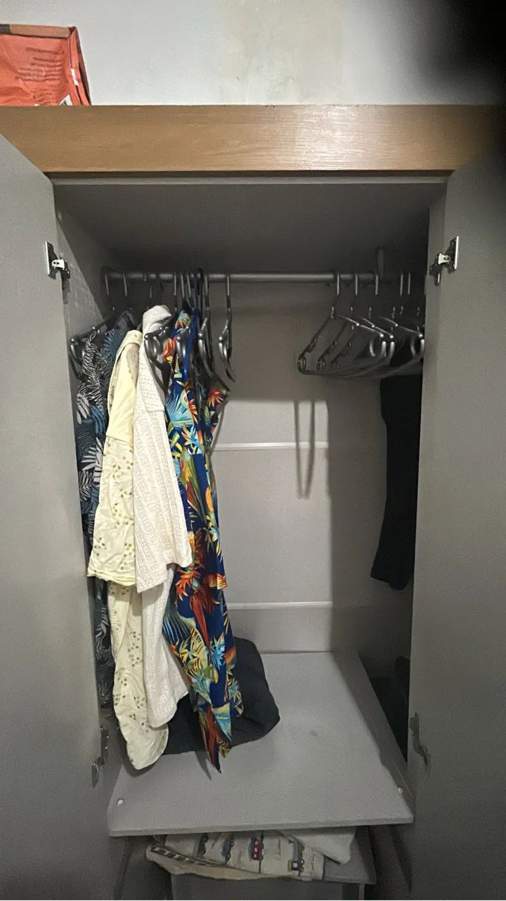 Guarda roupa 6 portas  - Foto 3