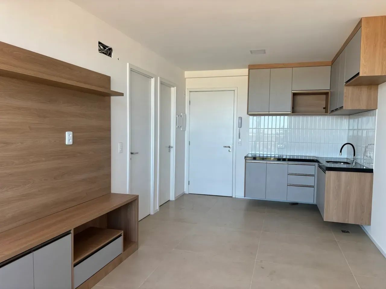 Alugo apartamento Duo. Milênio, so moveis fixos, 42m2 - Foto 2