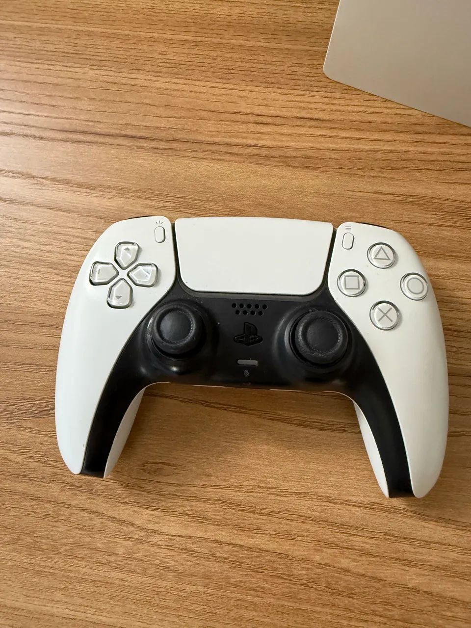 VENDO PS5 C/LEITOR E DOIS CONTROLES - Foto 4