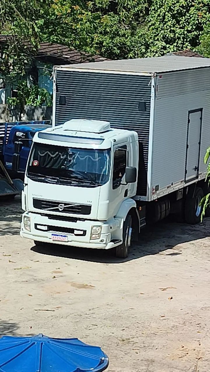 Volvo VM 270  - Foto 3