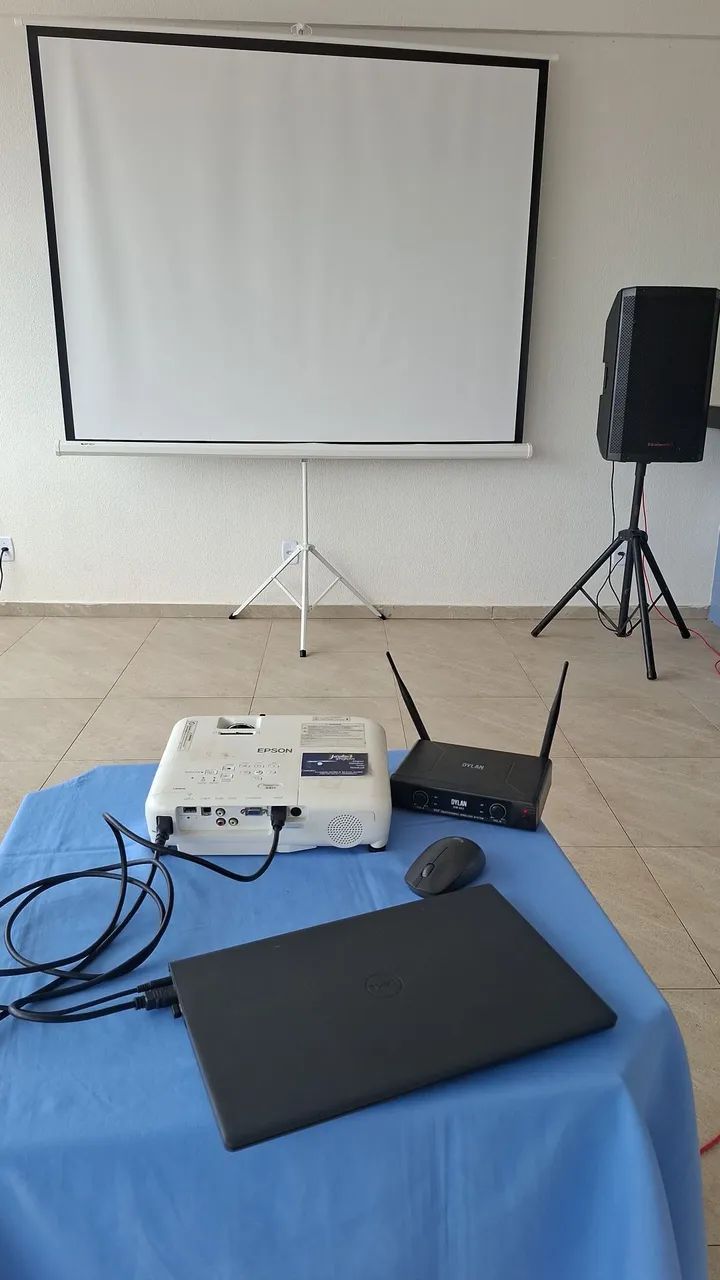 Aluguel Data Show, Projetor, Tela de Projeção, Notebook, Caixa de Som, Microfone - Foto 3