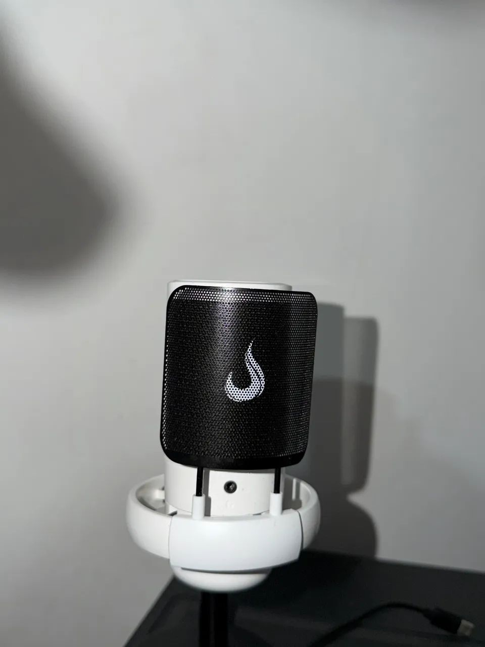 Microfone Gamer Branco - Foto 4