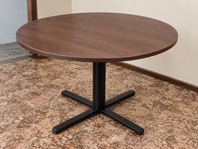 Mesa para escritório marca Home Office.
