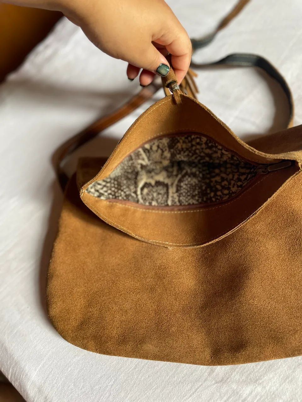 Bolsa transversal boho chic camurça  - Foto 3