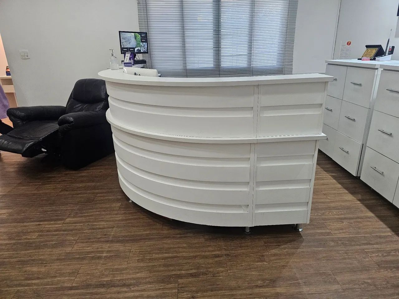Balcão comercial planejado - Foto 2