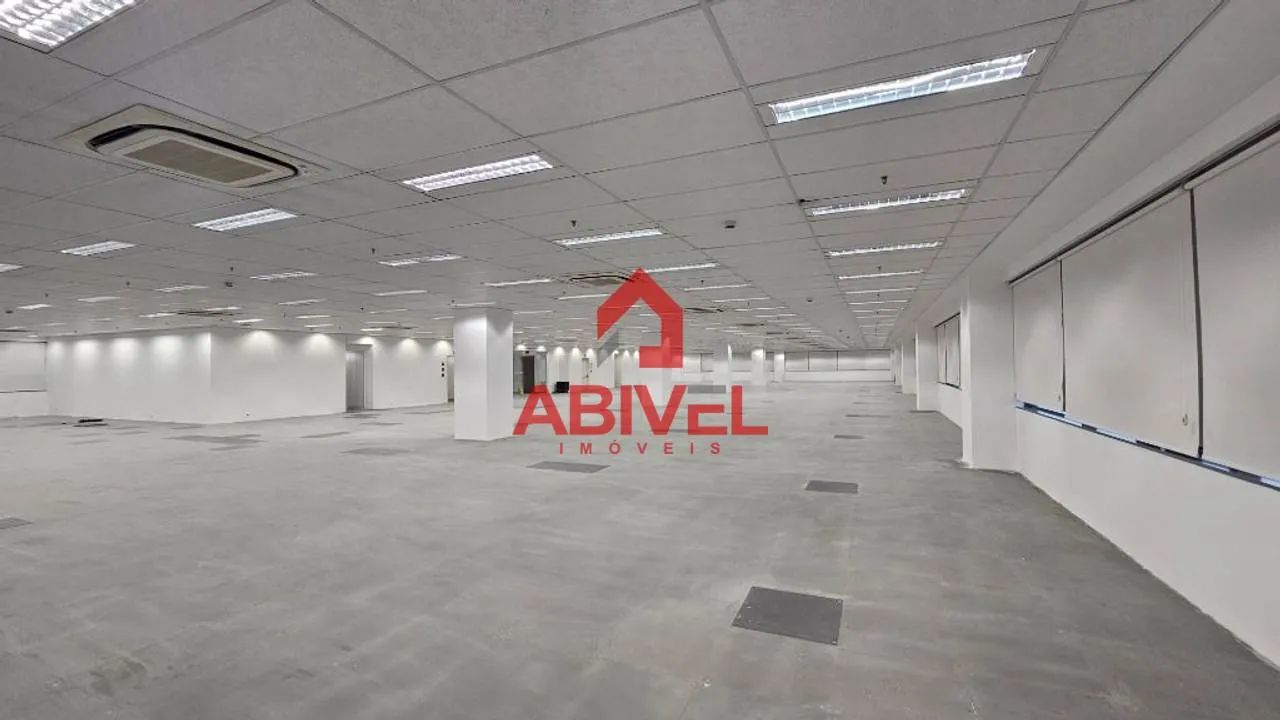 Conjunto Comercial 1.678m² no E-Business Park - Lapa de Baixo