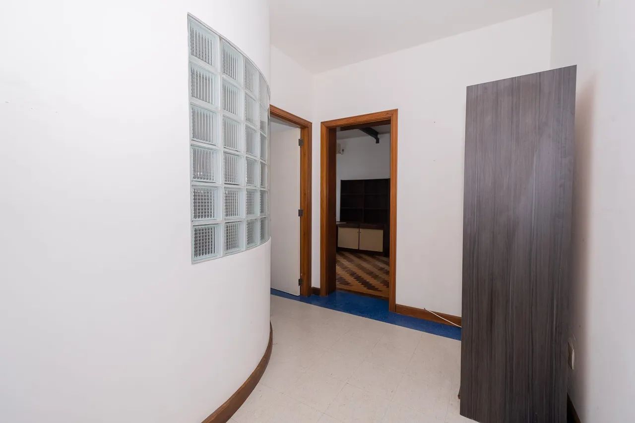 Sala Comercial para Locação no Centro de Pelotas/RS  Espaço Funcional, Excelente Visibilid - Foto 4