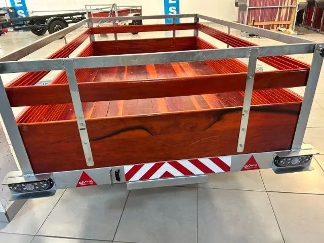 Carretinha guarda alta Dacla.  - Foto 4