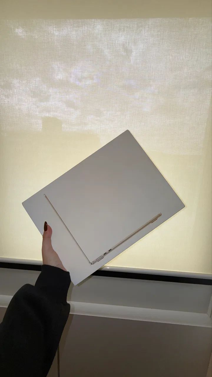 MacBook Air M5 13? 16/512 LACRADO - Foto 2