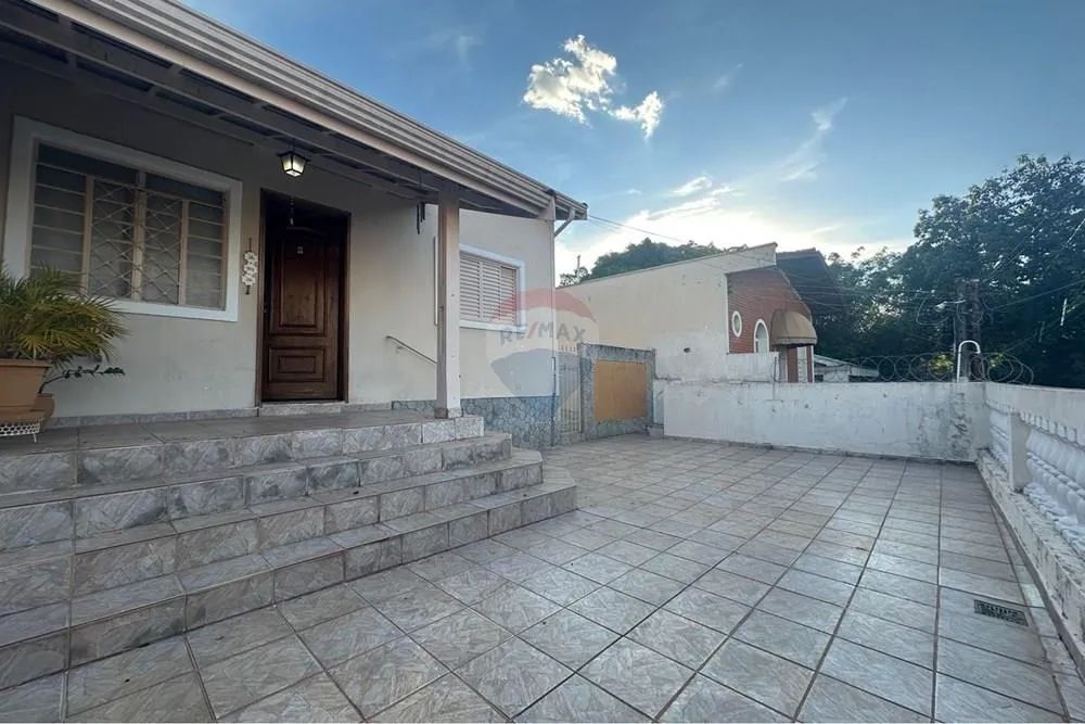 Casa a venda com 3 dormitórios no Jardim Proença - Foto 2