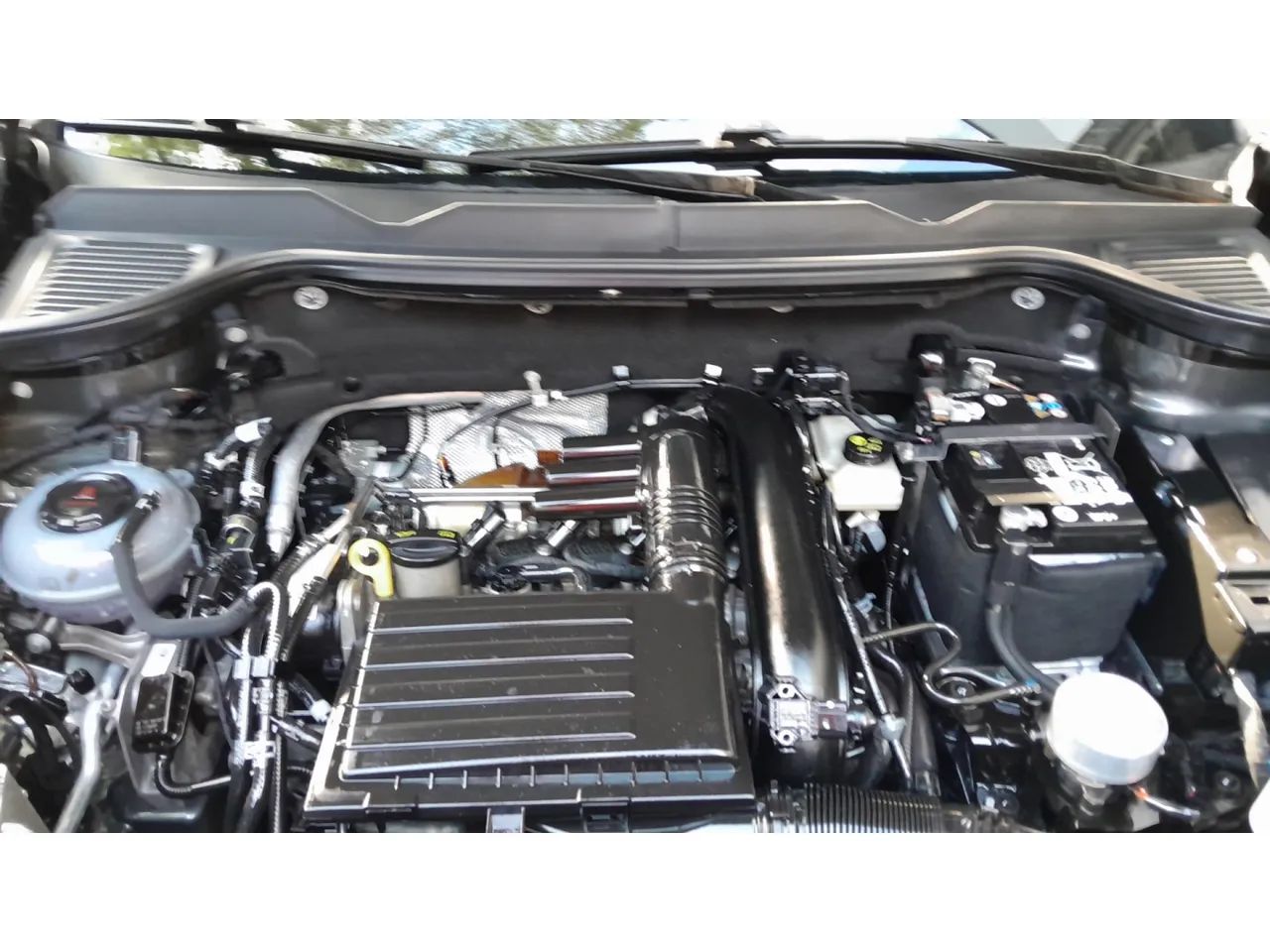 Volkswagen Taos Highline 1.4 250 TSI Flex Aut., foto 14 de 16