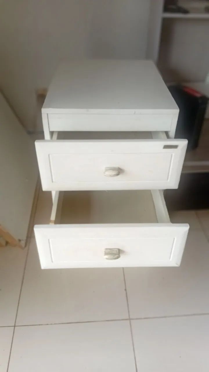 Criado mudo de madeira - Foto 2