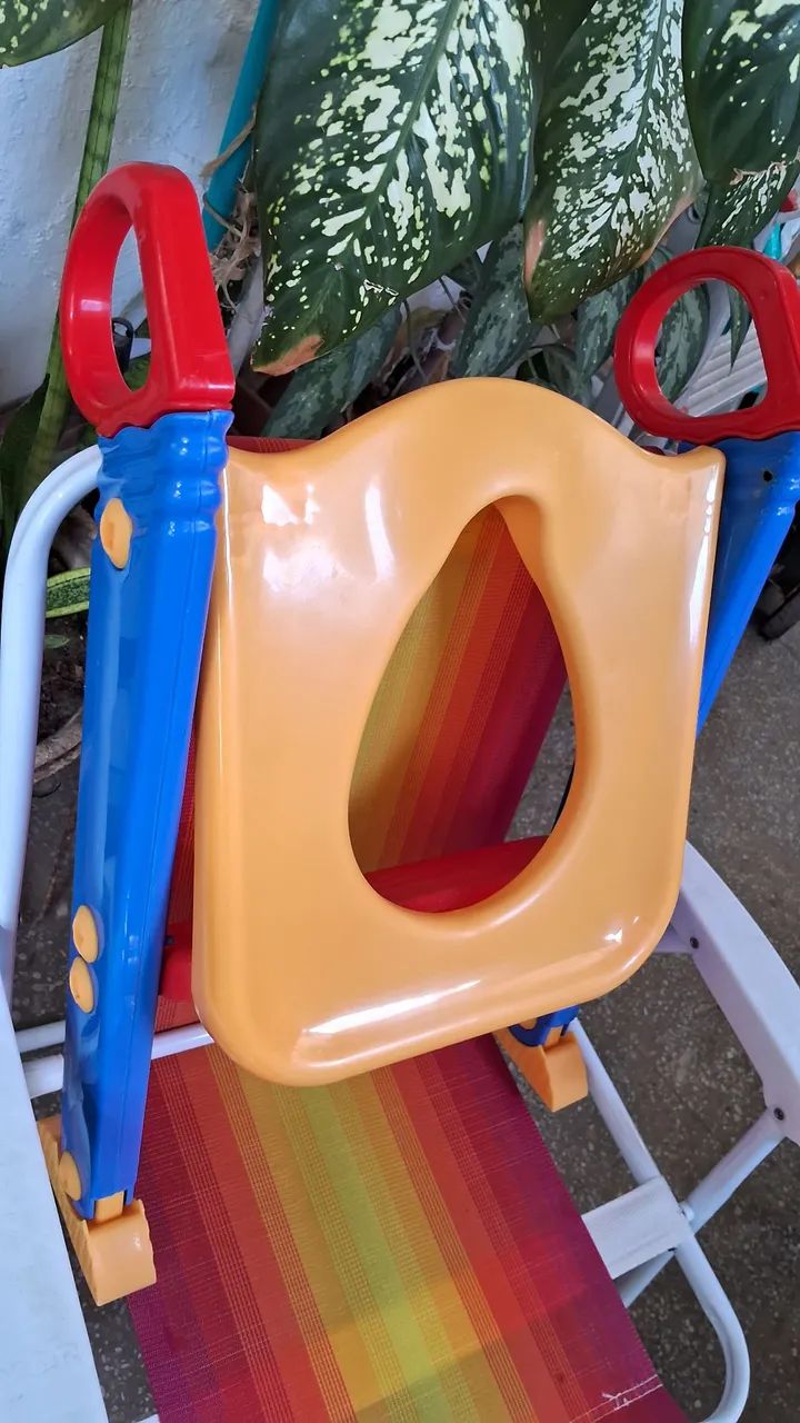 Assento Redutor Infantil com Escadinha Vaso Sanitário - Foto 4