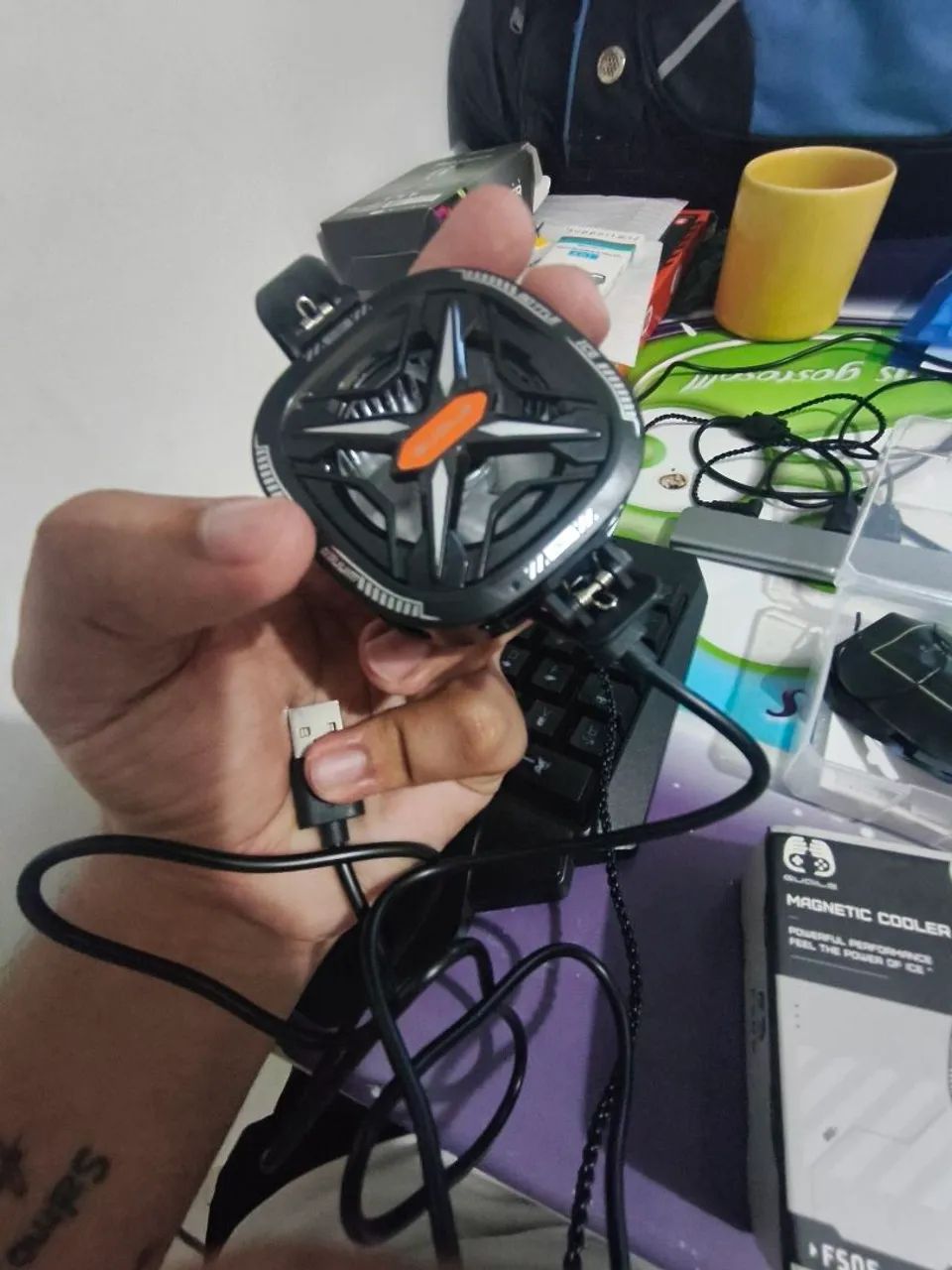 Cooler para celular+Luvinhas lacrados! - Foto 5