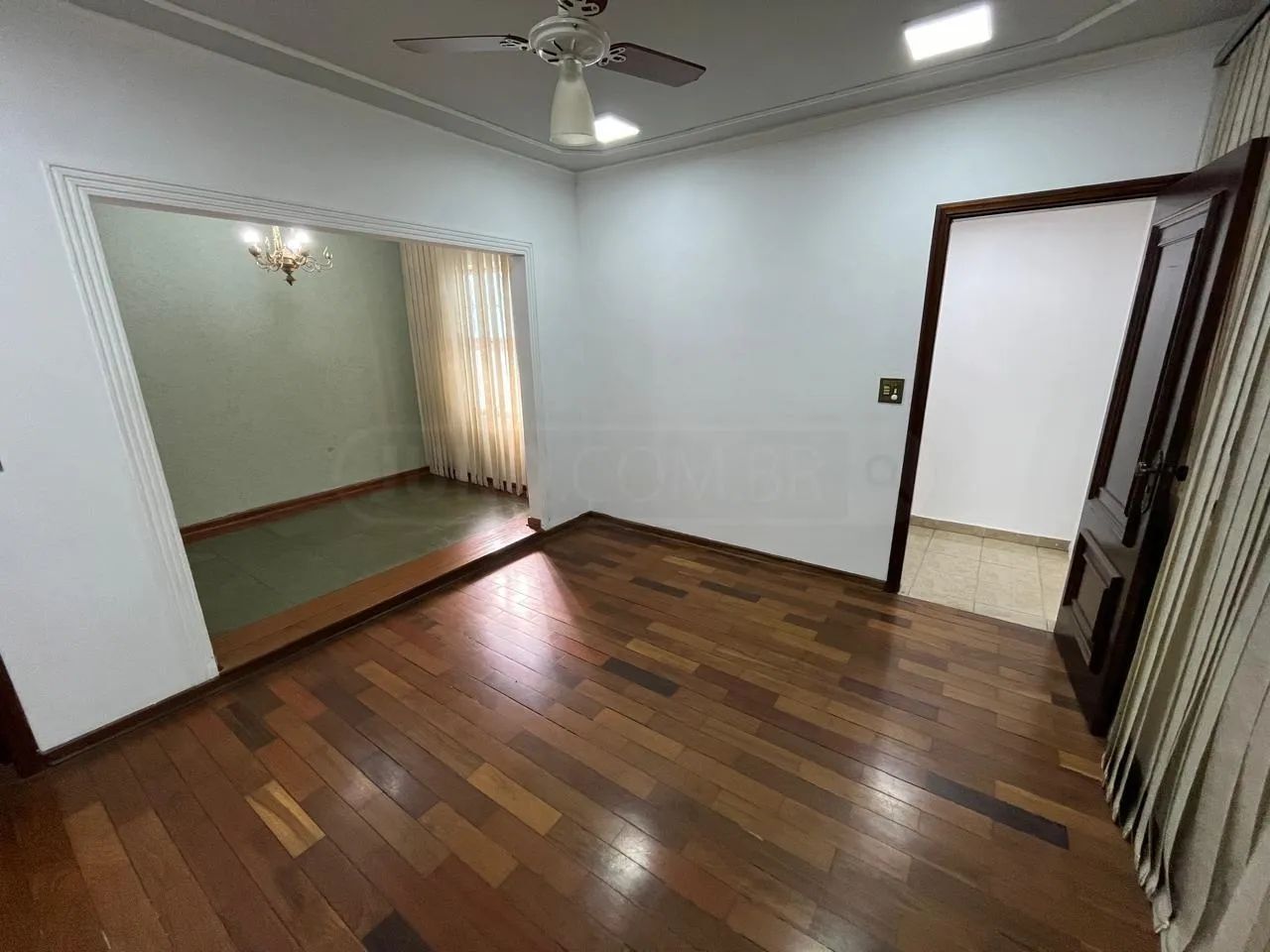 Casa Comercial à venda, 5 quartos, 1 suíte, Jardim Petrópolis - Piracicaba/SP - Foto 4