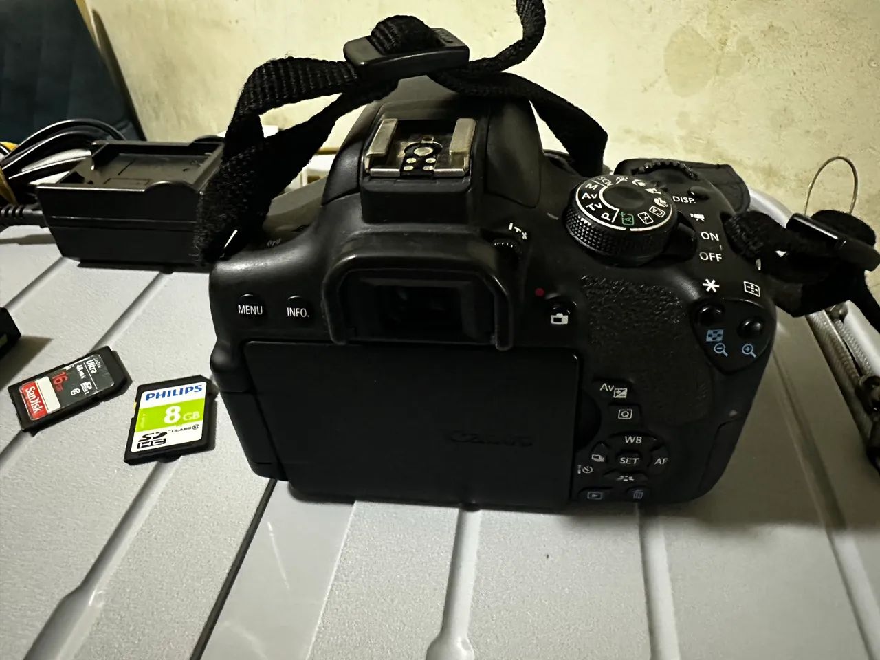 Câmera CÂNON T6i  - Foto 4