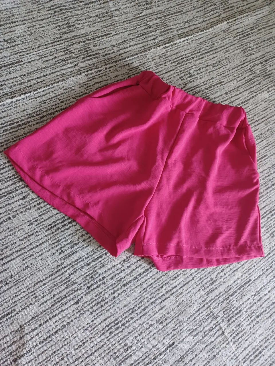 Shorts Tecido Duna Elástico Cintura Preto e pink - Foto 2