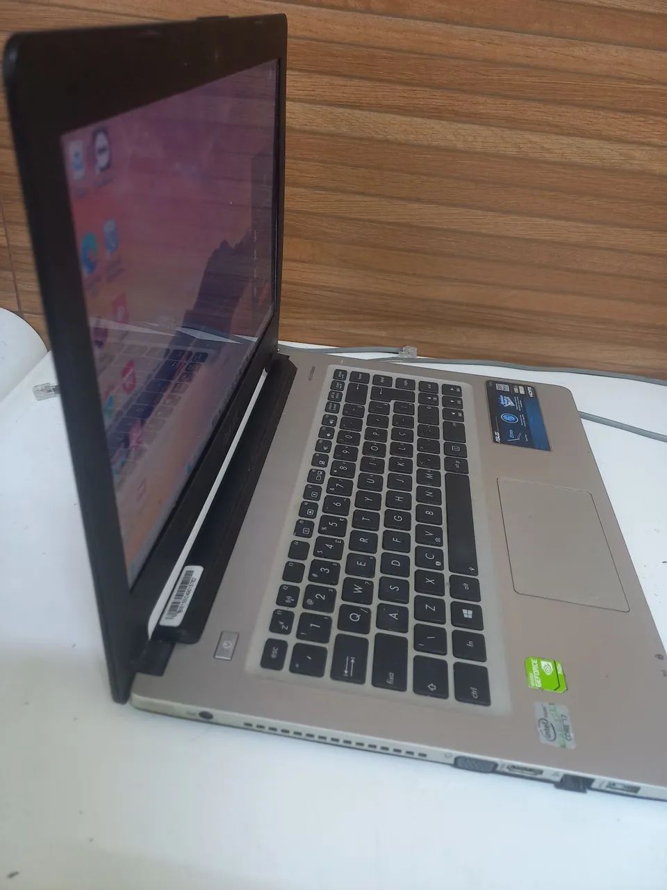 Notebook ASUS SonicMaster i7 3537 8GB  - Foto 3