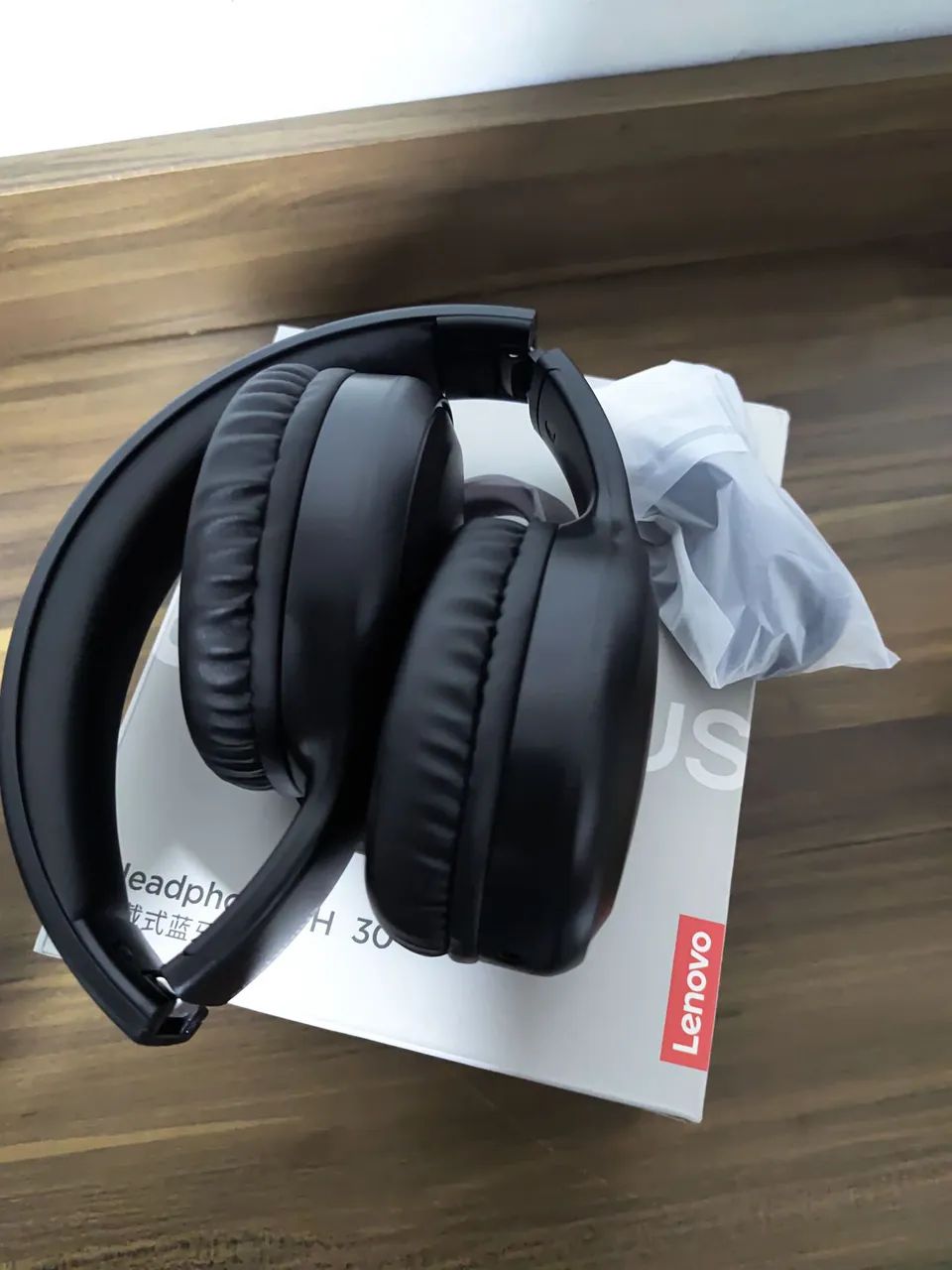 Fone Bluetooth Lenovo th30  - Foto 4