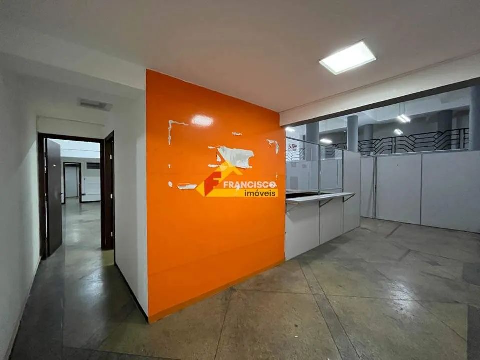 Sala comercial localizada no Centro - Foto 4