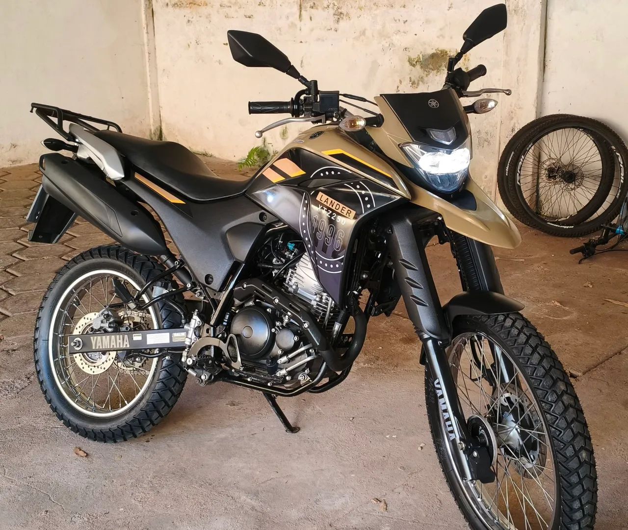 Lander XTZ 250 - Foto 3