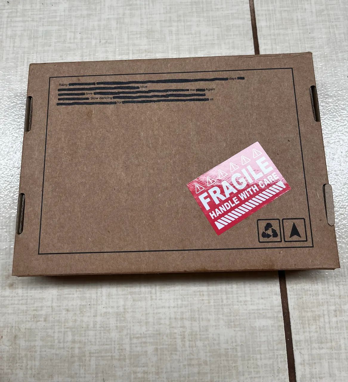 Álbum ?V? BTS Layover  - Foto 5