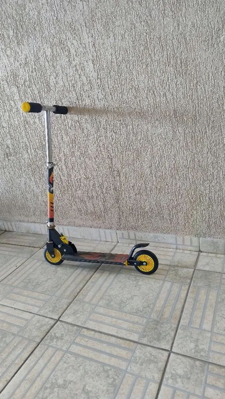 2 patinetes + 1 skate infantil  - Foto 2