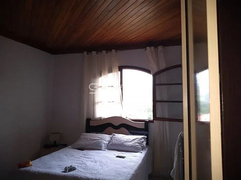 CASA COM 3 DORMITÓRIOS (1 SUÍTE) COM 199,5m2 - Foto 4