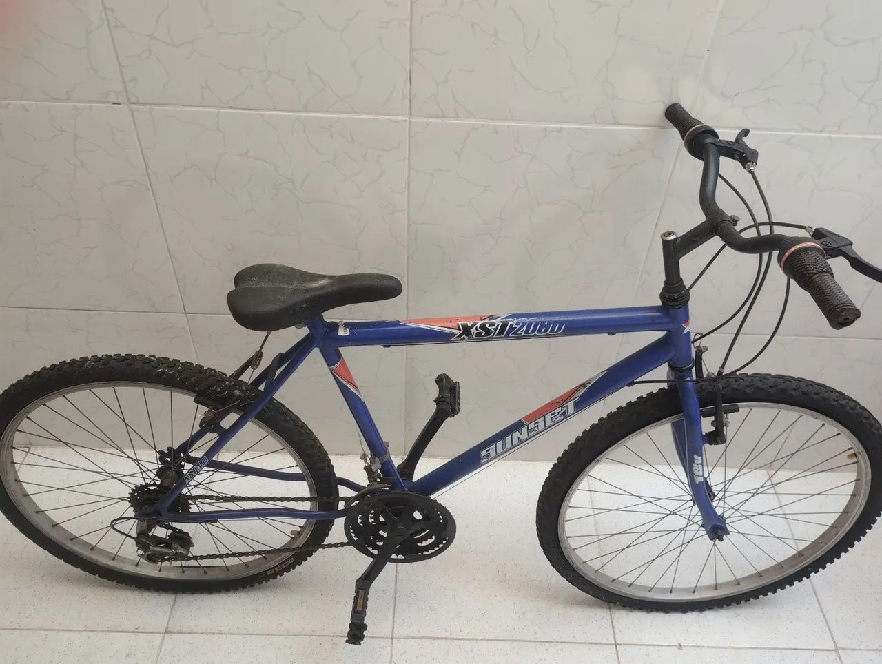 Bicicleta Sunset XST2000 Azul Aro 26 com Marchas  - Foto 4