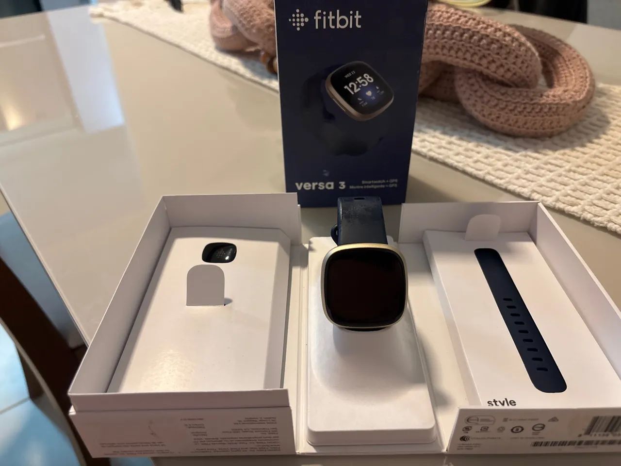 Fitbit Versa 3 - Foto 2