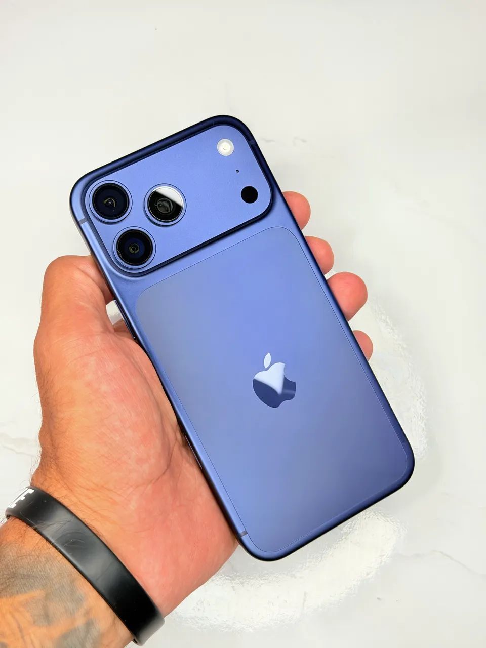 iPhone 17 Pro Max 256gb - Azul (Garantia Apple 08/27) - Foto 3
