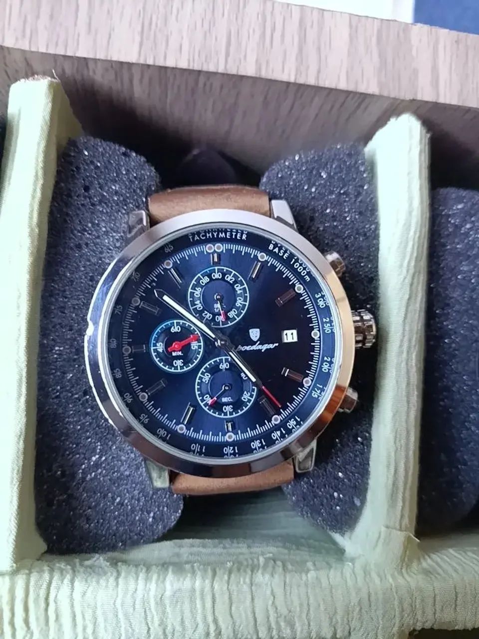 Relógio Poedagar Couro Levs Luxo Premium  - Foto 4