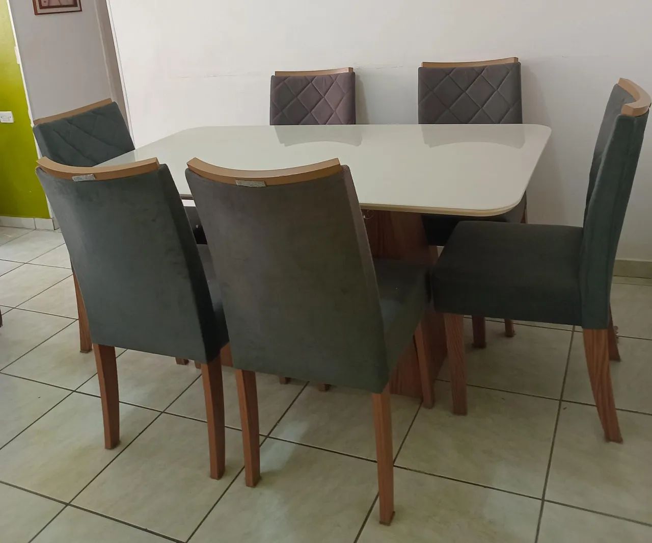 Mesa com 6 cadeiras - Foto 3
