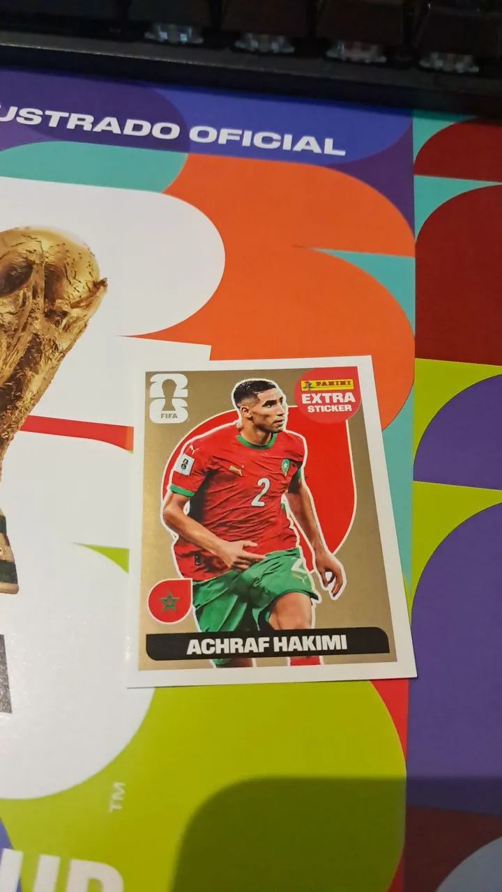 figurinha legend da copa 2026 hakimi gold - Foto 2