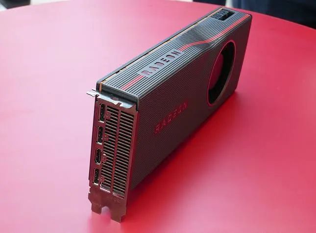 RX 5700XT Founders Edition  - Foto 5