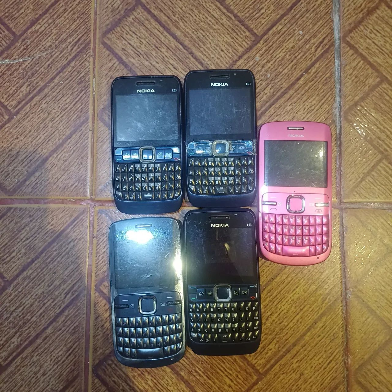 5 celulares antigos Nokia 